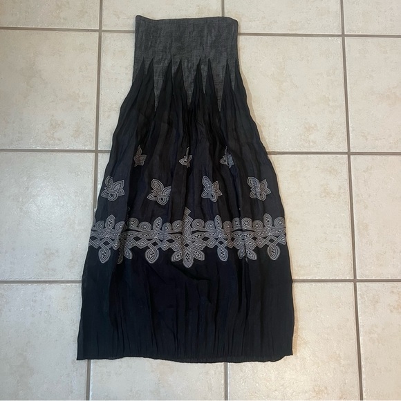 Lapis Dresses & Skirts - Lapis for Anthropologie Celtic Themed
Stretchy Smock Dress/Skirt